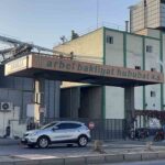 Mersin’de bir bakliyat tesisine uzun namlulu silahla saldırı gerçekleştirildi.