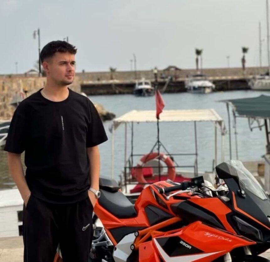 Mersin’in Bozyazı ilçesinde motosiklet kazasında ağır yaralanan 18 yaşındaki Yiğit Çelik, hastanede yaşamını yitirdi. Mersin’in Bozyazı ilçesinde motosiklet kazasında ağır yaralanan 18 yaşındaki Yiğit Çelik, hastanede yaşamını yitirdi.