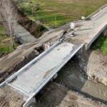 Karapürçek’te Yeni Köprü Projesinde İnce İşçilik Aşamasına Geçildi