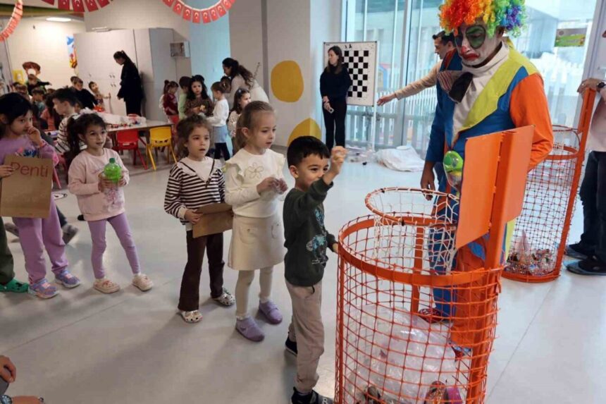 Muğla’da Gündüz Bakımevi’nde çocuklara geri dönüşüm bilinci kazandıran etkinlik düzenlendi.