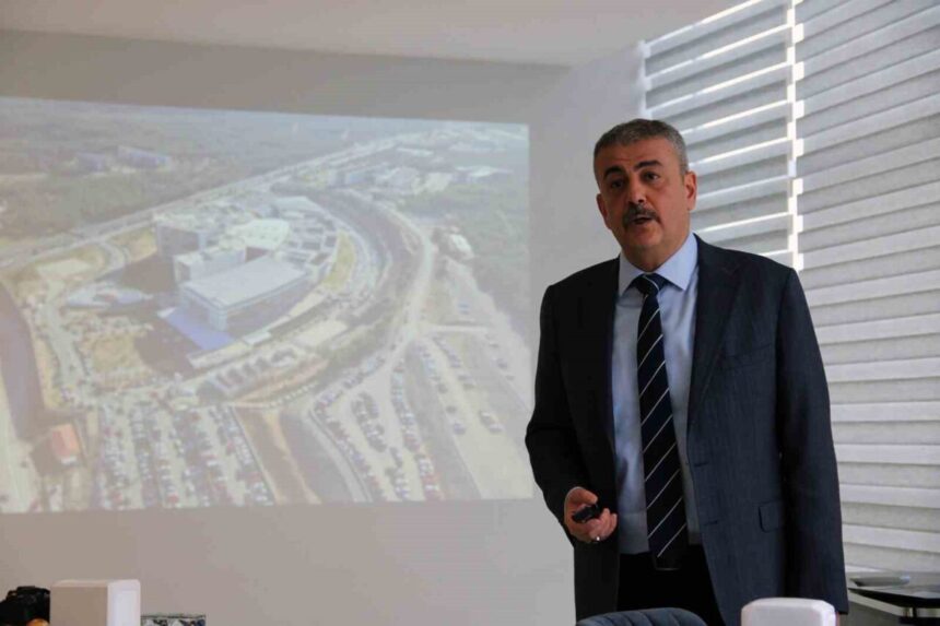 Muğla Eğitim ve Araştırma Hastanesi Başhekimi Prof. Dr. Acar, 6 aylık süreçteki gelişmeleri değerlendirdi.