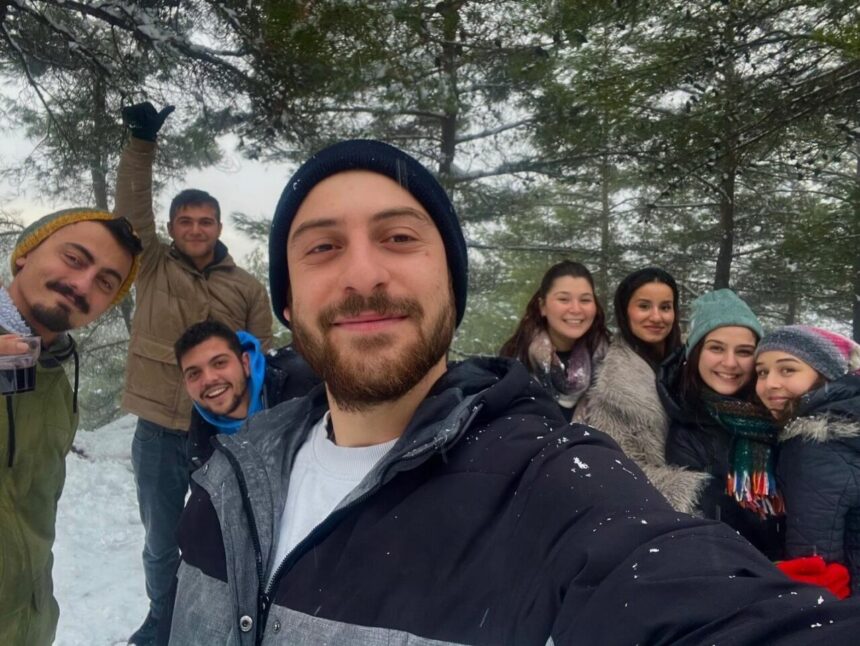 Muğla’nın Yüksek Kesimlerinde Kar Eğlencesi: Vatandaşlar Dans Edip Eğlendi