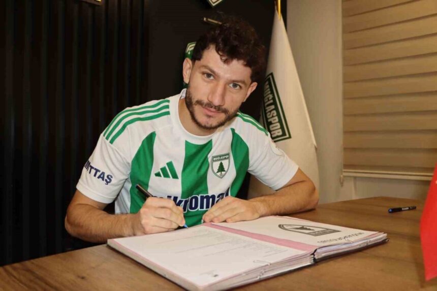 Muğlaspor, transfer döneminde Beykoz Anadolu’dan Zihni Temelci ile kadrosunu güçlendirdi. Muğlaspor, transfer döneminde Beykoz Anadolu’dan Zihni Temelci ile kadrosunu güçlendirdi.