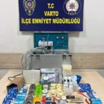 Varto’da ruhsatsız diş hizmeti veren kişi gözaltına alındı, evinde malzemeler bulundu.