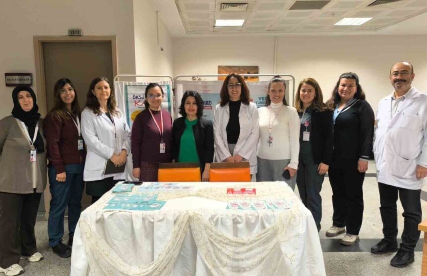 Nazilli Devlet Hastanesi, Verem Haftası kapsamında hastalığın belirtileri ve tedavi yöntemleri hakkında bilgilendirme yaptı. Nazilli Devlet Hastanesi, Verem Haftası kapsamında hastalığın belirtileri ve tedavi yöntemleri hakkında bilgilendirme yaptı.