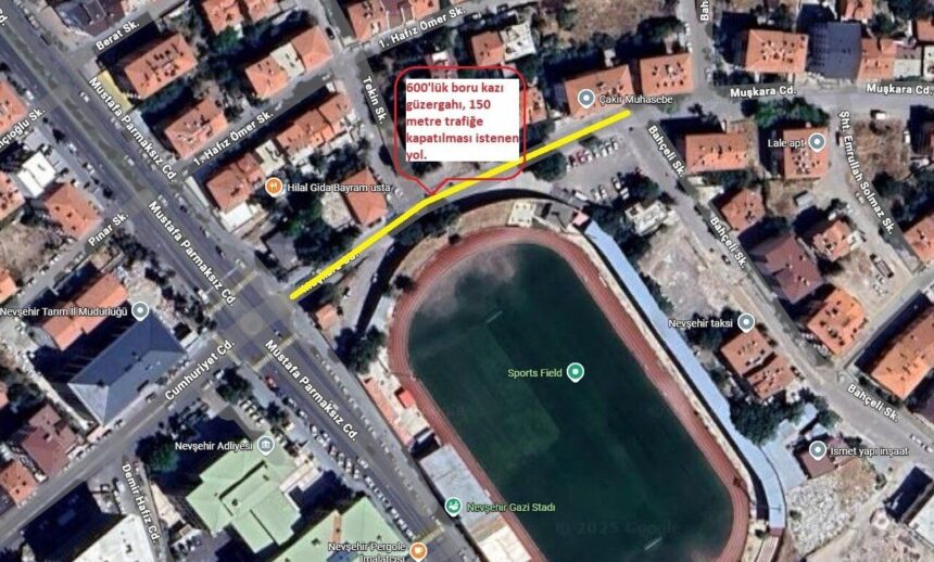 Nevşehir Bahçelievler Mahallesi’nde su hattı çalışmaları nedeniyle bazı sokaklar trafiğe kapatıldı. Nevşehir Bahçelievler Mahallesi’nde su hattı çalışmaları nedeniyle bazı sokaklar trafiğe kapatıldı.