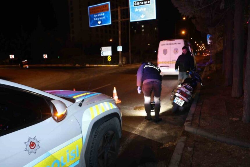 Nevşehir’de seyir halindeki motosiklet devrildi, sürücü ağır yaralandı. Nevşehir’de seyir halindeki motosiklet devrildi, sürücü ağır yaralandı.