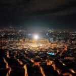 Bursa’da yeni yıl kutlamalarında havai fişekler gökyüzünü aydınlatırken kuşlar strese girdi.