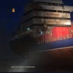 Odessa Limanı’nda Türk gemisi “Ata Voyager”, Rus İHA saldırısına uğradı; patlama anı görüntülendi.