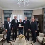 ‘Ahde Vefa’ Projesi, Emekli Öğretmen Varol Şenyılmaz’ı unutmadı