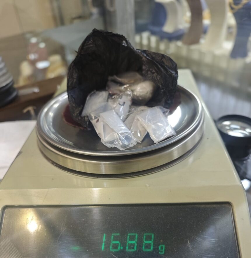 Ordu’da uyuşturucu operasyonunda 2 kişi gözaltına alındı. Ordu’da uyuşturucu operasyonunda 2 kişi gözaltına alındı.