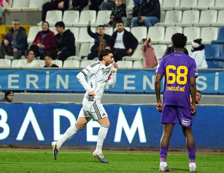 Beşiktaş’ta Orkun Kökçü, Eyüpspor’a karşı ilk golünü attı. Beşiktaş’ta Orkun Kökçü, Eyüpspor’a karşı ilk golünü attı.