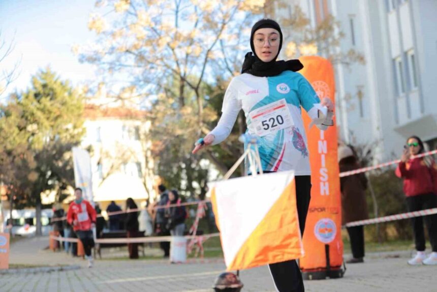 Türkiye Oryantiring Şampiyonası, heyecan dolu etapların ardından ödül töreniyle tamamlandı.