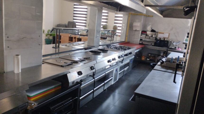 Osmaniye’de Kurulan Mutfak Sanatları Merkezi, Yerel Kalkınmaya Gastronomi Desteği Sağlıyor. Osmaniye’de Kurulan Mutfak Sanatları Merkezi, Yerel Kalkınmaya Gastronomi Desteği Sağlıyor.