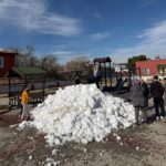 Osmaniye’nin Toprakkale ilçesinde çocuklar, belediyenin sürpriz kar etkinliğiyle keyifli anlar yaşadı.