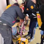 Alaca’da bisiklet zincirine parmağı sıkışan çocuk, itfaiye ekipleri tarafından kurtarıldı.