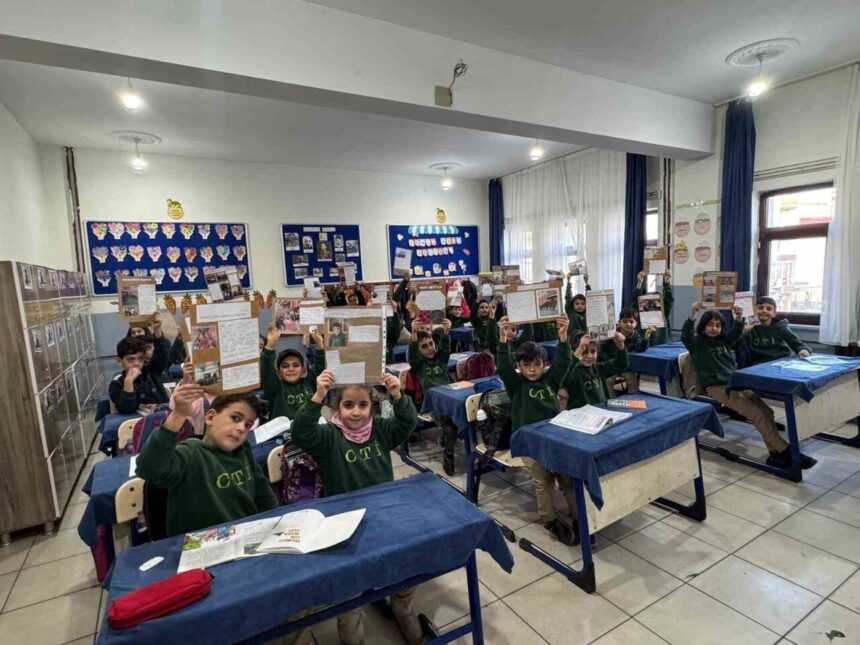 Patnos’taki Cengiz Topel İlkokulu 2-C sınıfı öğrencileri, okul etkinliklerini derleyerek sınıf gazetesi oluşturdu.