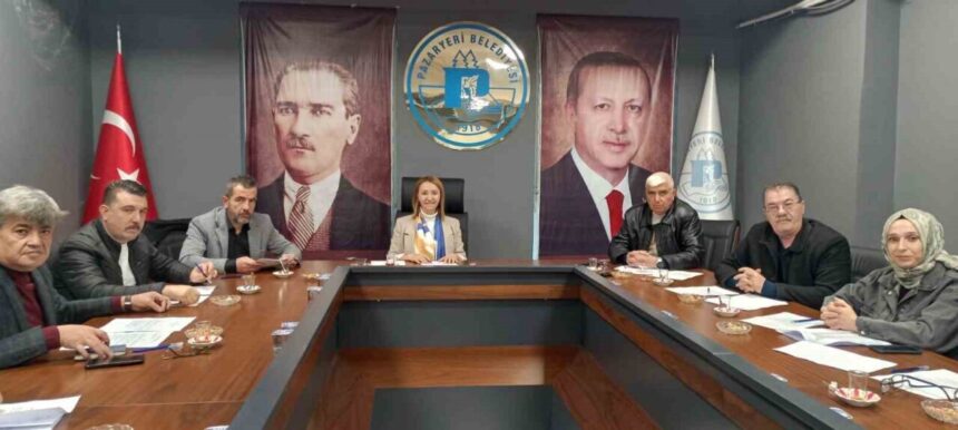 Pazaryeri Belediyesi Meclisi’nde önemli kararlar alındı. Pazaryeri Belediyesi Meclisi’nde önemli kararlar alındı.