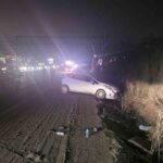 Çerkezköy’de trafik kazası: Ekip aracına ve elektrik direğine çarpan otomobilde bir yaralı var.