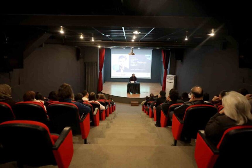 Sakarya Büyükşehir Belediyesi’nin ocak ayı etkinlikleri, “Hatıralar Mahallesi’nde Bir Şair: Ziya Osman Saba” sohbetiyle sürdü. Sakarya Büyükşehir Belediyesi’nin ocak ayı etkinlikleri, “Hatıralar Mahallesi’nde Bir Şair: Ziya Osman Saba” sohbetiyle sürdü.