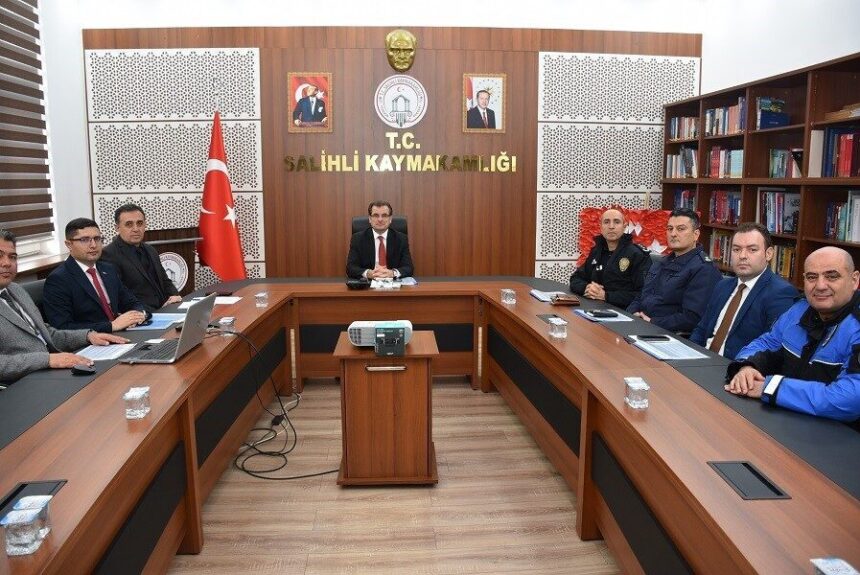 Salihli’de Metruk Binalar 2026 Ocak Ayı İlk Toplantısı Yapıldı Salihli’de Metruk Binalar 2026 Ocak Ayı İlk Toplantısı Yapıldı