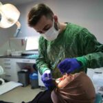 SAMSUN (İHA) – Samsun Ağız ve Diş Sağlığı Hastanesi, 2025 yılında 900 binden fazla muayene gerçekleştirerek çevre illere de hizmet sundu.