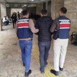 Samsun’da hırsızlık suçundan 15 yıl hapis cezası olan bir kişi jandarma tarafından yakalandı.