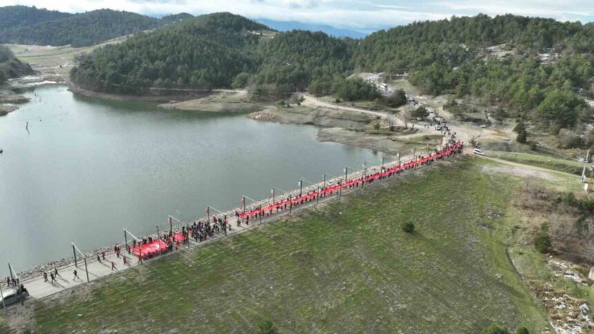 Sarıkamış Harekatı’nın 111. yılı Bursa’da yürüyüş ve dualarla kutlandı.