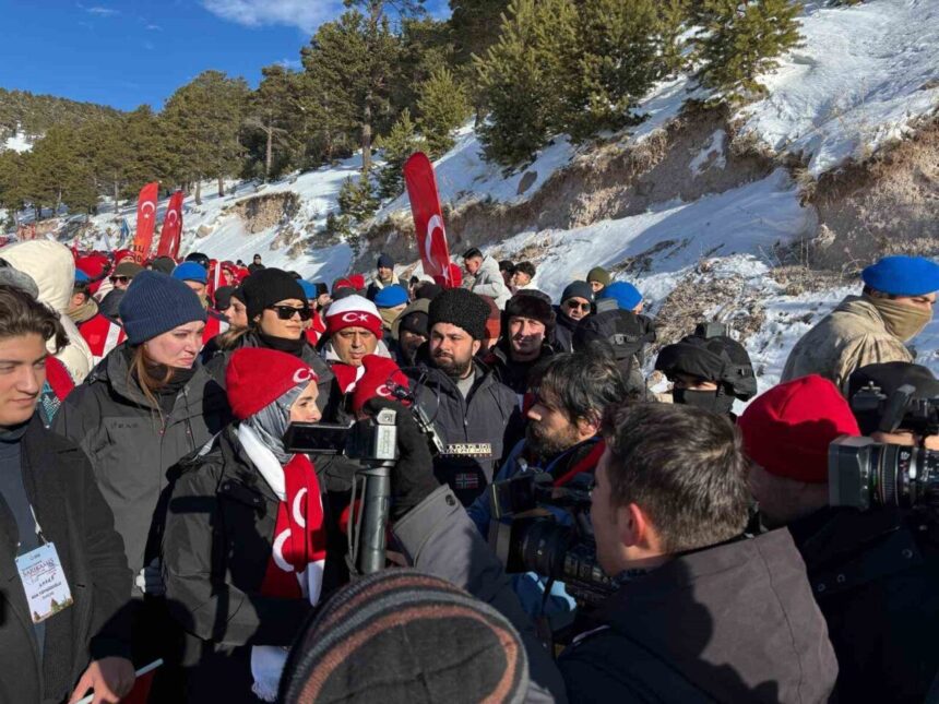 Sarıkamış Harekâtı’nın 111. yılı anısına yürüyüş düzenlendi: Şehit yakınları ve gaziler buluştu.