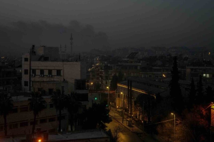 Halep’te SDG’nin saldırılarında ölü sayısı 24, yaralı sayısı 129’a yükseldi. Halep’te SDG’nin saldırılarında ölü sayısı 24, yaralı sayısı 129’a yükseldi.