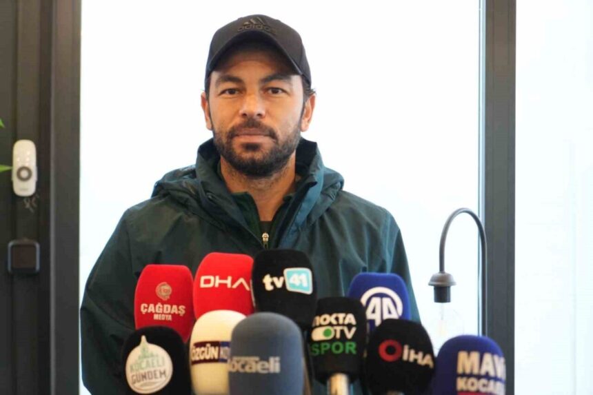 Kocaelispor Teknik Direktörü Selçuk İnan, Trabzonspor karşılaşmasının kazanılabileceğini belirtti. Kocaelispor Teknik Direktörü Selçuk İnan, Trabzonspor karşılaşmasının kazanılabileceğini belirtti.