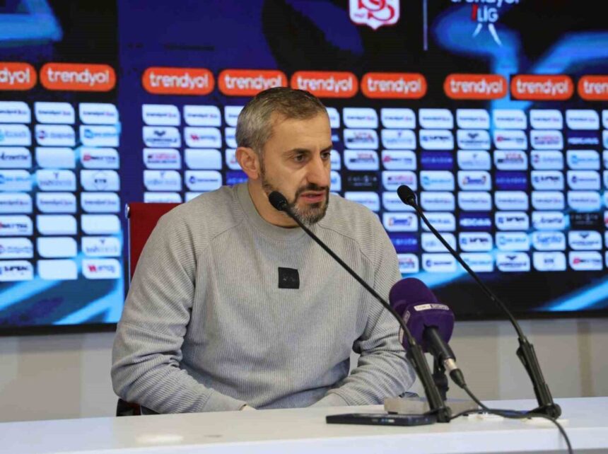 Erzurumspor FK Teknik Direktörü Serkan Özbalta’dan Amed maçı öncesi taraftarlara çağrı Erzurumspor FK Teknik Direktörü Serkan Özbalta’dan Amed maçı öncesi taraftarlara çağrı