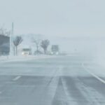 Sivas’ta soğuk hava ve kar yağışı ulaşımı olumsuz etkiliyor, 800 yerleşime araç girişi sağlanamıyor.