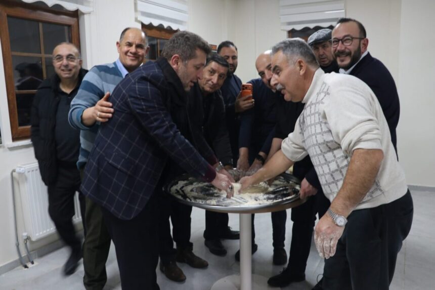 Sivas’ta Kış Gecelerinde Tel Helva Geleneği Yaşatılıyor