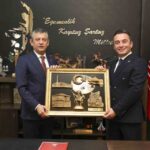 Sivrihisar Belediye Başkanı Dökmeci ve CHP heyeti TBMM’yi ziyaret ederek önemli temaslarda bulundu.