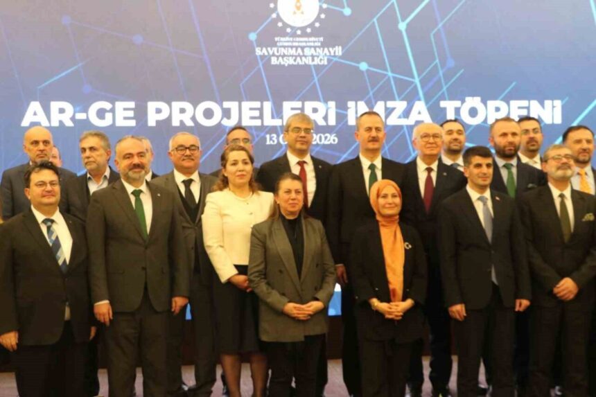 Savunma Sanayii Başkanlığı, 2025 AR-GE Projeleri kapsamında 14 yeni projeye sözleşme imzaladı. Savunma Sanayii Başkanlığı, 2025 AR-GE Projeleri kapsamında 14 yeni projeye sözleşme imzaladı.