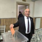 Afyonkarahisar Şuhut Şoförler ve Otomobilciler Esnaf Odası’nda Mahmut Öz yeniden başkan seçildi.