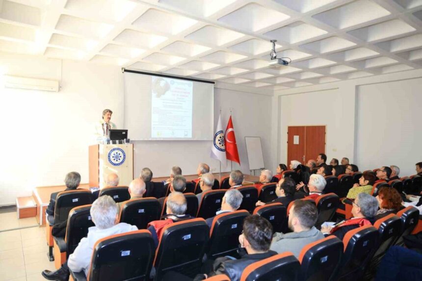 Bursa Uludağ Üniversitesi’nde tarımsal eğitimin 180. yılı dolayısıyla tören düzenlendi. Bursa Uludağ Üniversitesi’nde tarımsal eğitimin 180. yılı dolayısıyla tören düzenlendi.