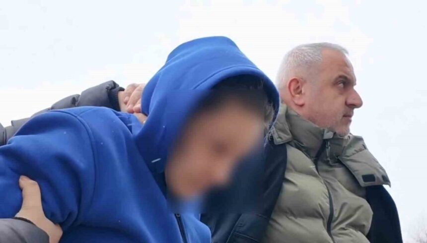 Süleymanpaşa’daki cinayet soruşturmasında tutuklu sayısı 2’ye çıktı, 5 kişi adli kontrolle serbest bırakıldı. Süleymanpaşa’daki cinayet soruşturmasında tutuklu sayısı 2’ye çıktı, 5 kişi adli kontrolle serbest bırakıldı.