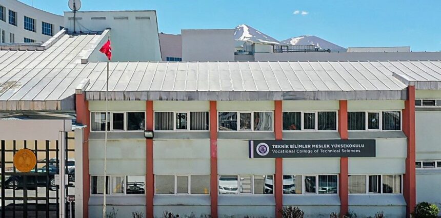 Atatürk Üniversitesi, kalite odaklı eğitim anlayışını tescil ettirerek önemli bir başarıya imza attı.