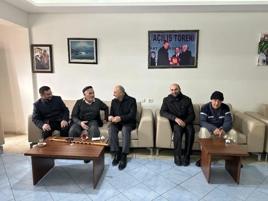 Tepebaşı Müftülüğü heyeti, huzurevi sakinleriyle bir araya geldi.