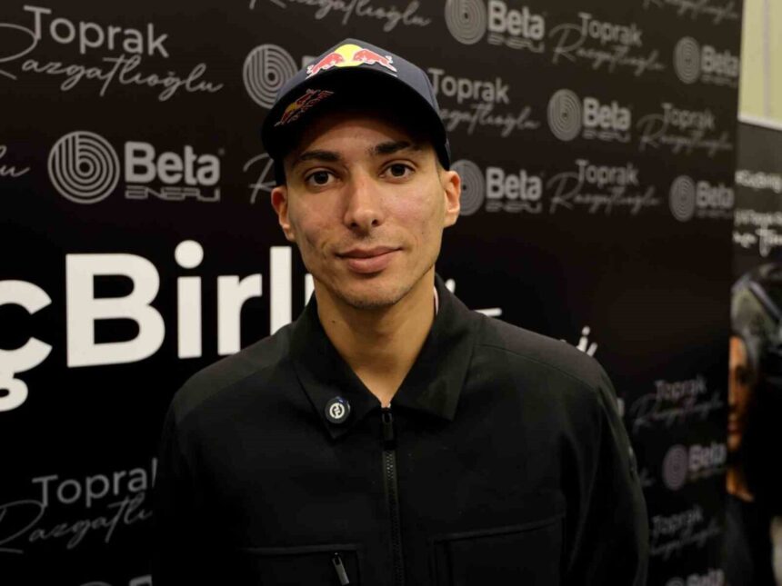 Toprak Razgatlıoğlu: “MotoGP’deki İlk Yılımız Öğrenme Süreci Olacak, 2027’de Farklı Olur” Toprak Razgatlıoğlu: “MotoGP’deki İlk Yılımız Öğrenme Süreci Olacak, 2027’de Farklı Olur”