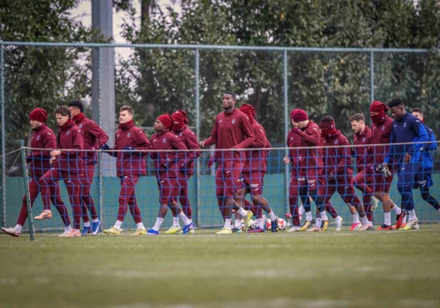 Trabzonspor, Süper Lig’in 19. haftasında Kasımpaşa ile oynayacağı maç için son hazırlıklarını tamamladı. Trabzonspor, Süper Lig’in 19. haftasında Kasımpaşa ile oynayacağı maç için son hazırlıklarını tamamladı.