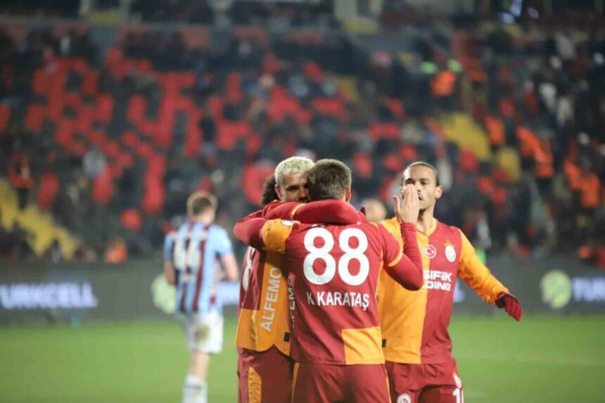 Galatasaray, Turkcell Süper Kupa yarı finalinde Trabzonspor’u 4-1 yenerek finale yükselen ilk takım oldu.