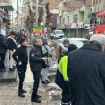 Diyarbakır’da apartmandaki güvercin otelinde çıkan yangında 100’den fazla güvercin hayatını kaybetti.