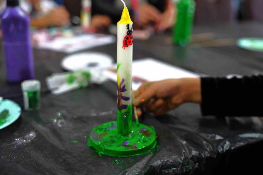 Bodrum Belediyesi’nden Ebeveyn ve Çocuklara Ücretsiz Mum Boyama Atölyesi Etkinliği Düzenlendi Bodrum Belediyesi’nden Ebeveyn ve Çocuklara Ücretsiz Mum Boyama Atölyesi Etkinliği Düzenlendi