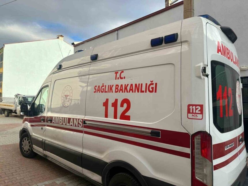 Uşak’ta bahçesindeki fırını yıkarken duvarın devrilmesi sonucu bir kişi yaralandı. Uşak’ta bahçesindeki fırını yıkarken duvarın devrilmesi sonucu bir kişi yaralandı.