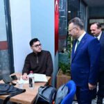 Eskişehir Valisi Hüseyin Aksoy, Diyanet Aile ve Gençlik Merkezi’ni ziyaret ederek incelemelerde bulundu.