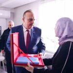 Aydın Valisi Canbolat, Yalova’da şehit olan polis memuru Koçyiğit’in ailesine taziye ziyaretinde bulundu.