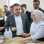 Bilecik Valisi Faik Oktay Sözer, BŞEÜ Söğüt Meslek Yüksekokulu’ndaki faaliyetleri incelemek üzere ziyaret etti.